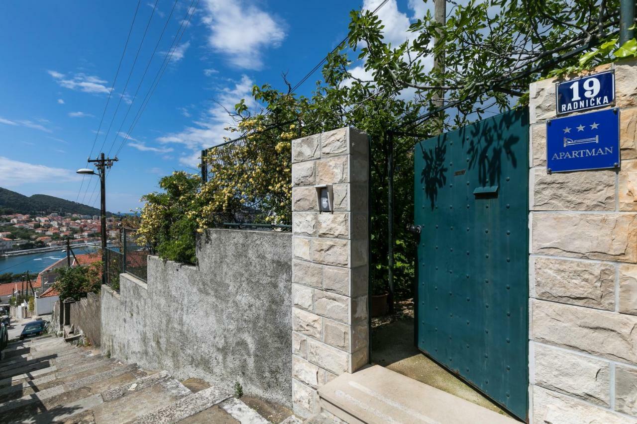 Mini Apartment Petra - Rooms Purple & Green With Kitchen And Garden Dubrovnik Exterior foto